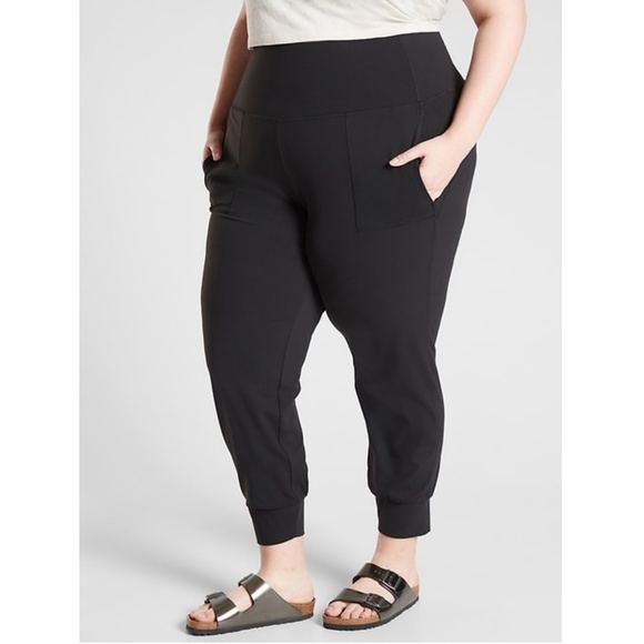 Athleta Pants & Jumpsuits Nwt Athleta Cruise Salutation Jogger In